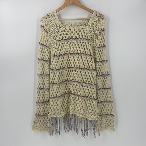 Boho fisherman’s open weave lace long cream tunic with hood and fringe - Picture 4 of 16